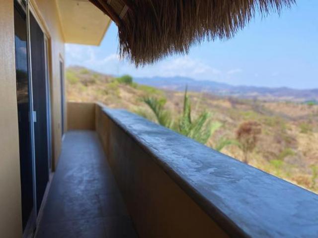 CASA AISHA, NATURALEZA Y VISTA AL MAR