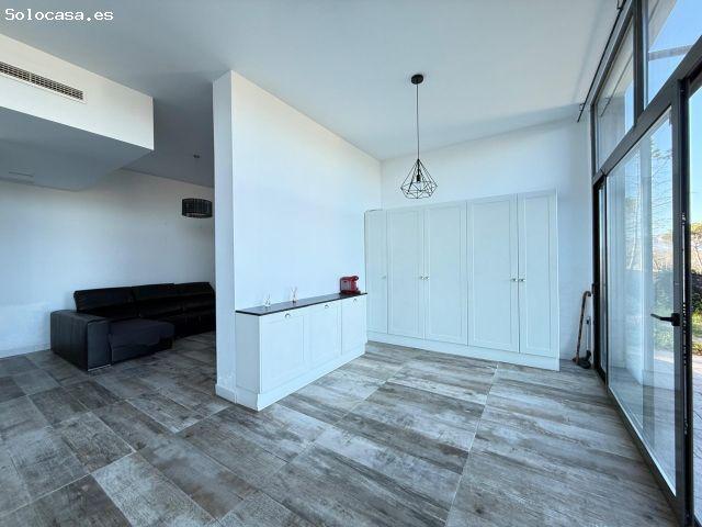 CASA AISLADA CON VISTAS A MONTSERRAT Privacidad, diseño y exclusividad en Les Brucardes