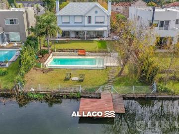 Casa al agua con 4 dormitorios en alquiler en el barrio Los Castores Nordelta