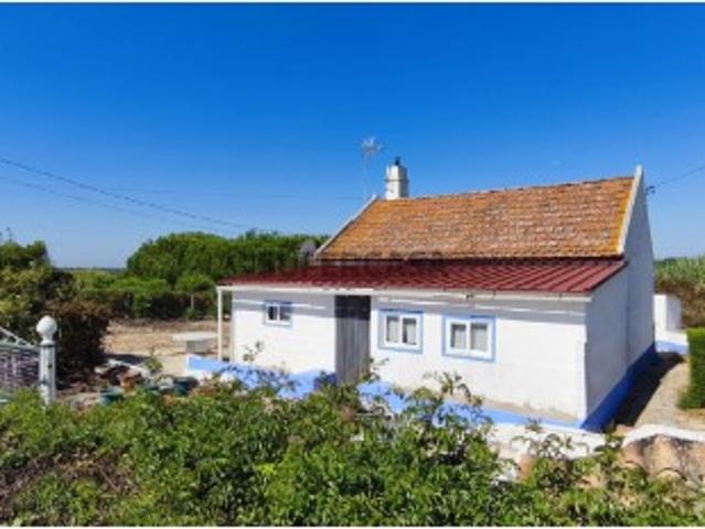 Casa Alentejana com Terreno e Poço perto das Praias Vila Nova de Milfontes