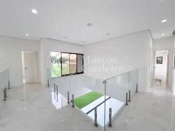 Casa Alphaville Ceará, Cidade Alpha, de 356m2, frente para praça Eusébio