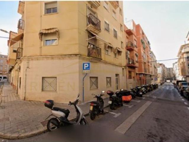 Casa alquilada de 1 dormitorio en Alicante