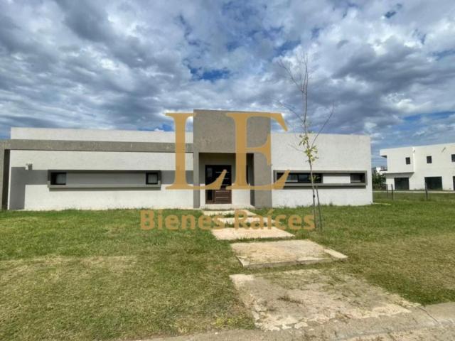 Casa Alquiler a estrenar 4 ambientes, 3 cocheras, 950m2, San Sebastian 100, San Sebastian | Argenprop