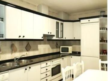 Casa en alquiler en Orense - Cocina equipada
