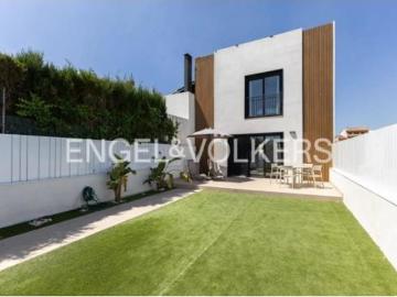Casa en alquiler en Calle del Castillo, Valencia - Terraza