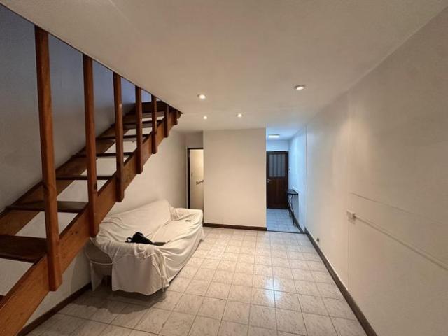 CASA ALQUILER CASTELAR