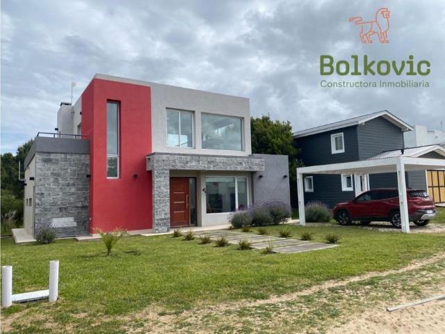 Casa Alquiler Costa Esmeralda Golf II Lote 317 174m2 3 Dorm
