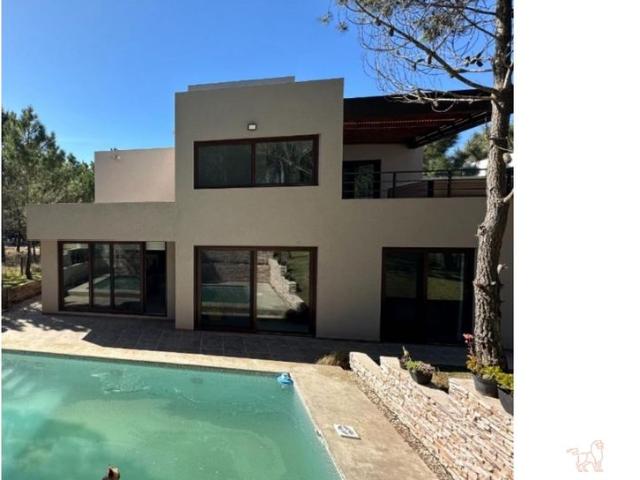Casa Alquiler Costa Esmeralda Maritimo IV Lote 39 5 Dorm 10 Pers