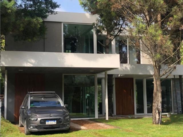 Casa Alquiler Costa Esmeralda Residencial 1 Lote 129 4 Dormitorios