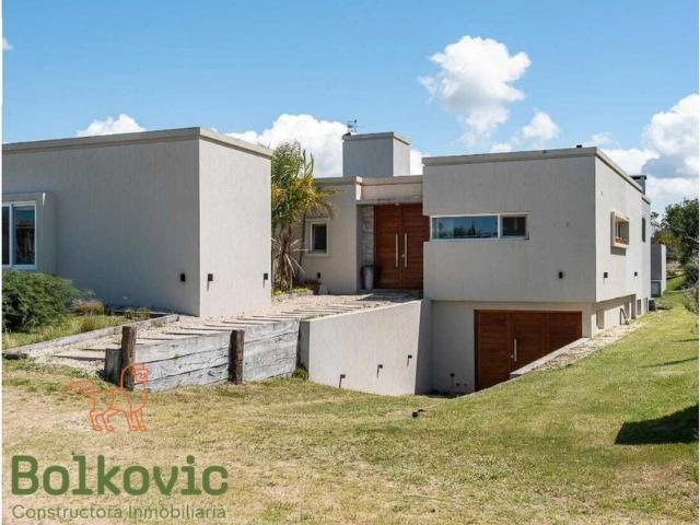 Casa ALQUILER Costa Esmeralda Residencial 1 Lote 528 Spa Jacuzzi