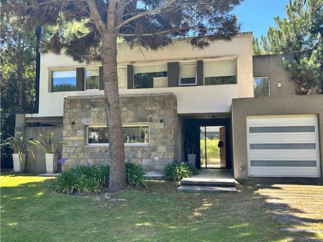 Casa Alquiler Costa Esmeralda Residencial 1 Lote 91 4 Dorm Quinch