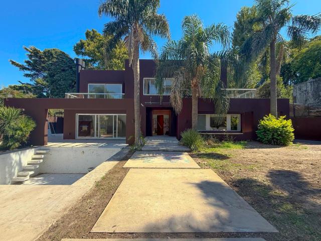 Casa / Alquiler, Intendente Alfaro al 700, Acassuso