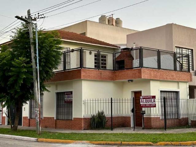 Casa alquiler Quilmes Oeste