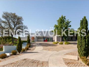 Casa en alquiler en Ciudalcampo - Jardín