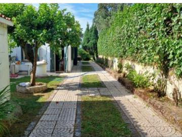 Arousa, Pontevedra, Galicia, Galicia - Plaza aparcamiento
