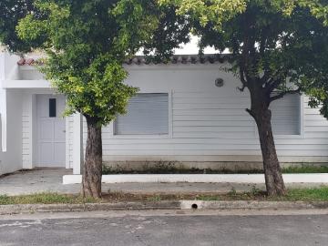CASA ALQUILER VILLA CENTENARIO 3 DORM CPATIO ZONA AV. RAFAEL NUÑEZ