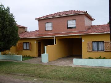 Casa Alquiler 20 años 3 ambientes, 80m2, Calle 2 Y 805, Barrio Santa Isabel, Mar del Plata | Argenprop