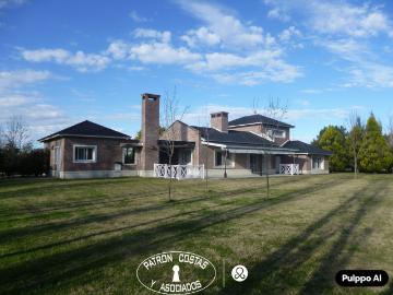 Casa Alquiler 21 años monoambiente, 2 cocheras, 350m2, La Colina Golf & Polo 0, La Loma Lujan | Argenprop