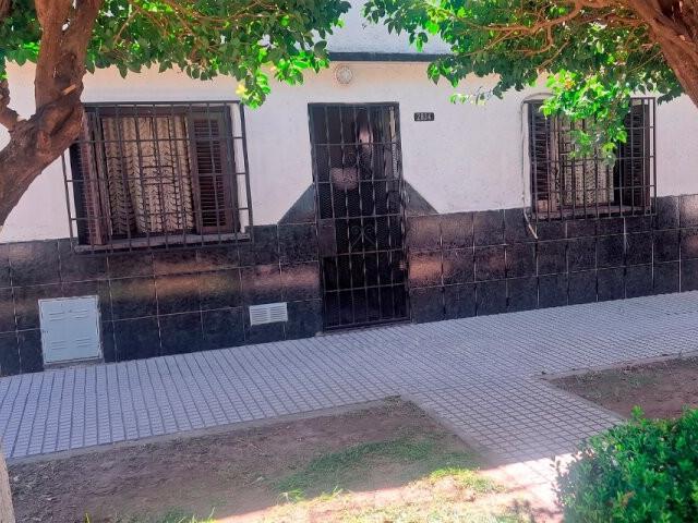 Casa Alquiler 36 años 4 ambientes, 163m2, Olegario V. Andrade 2334 piso 0, Las Delicias | Argenprop