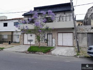 Casa Alquiler 3 ambientes a estrenar, 1 cochera, 130m2, Albariños 2400, Ramos Mejia, Buenos Aires | Argenprop