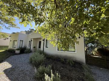 Casa Alquiler 3 ambientes a estrenar, 800m2, Las Focas 600, Barrancas De San Benito, Buenos Aires | Argenprop