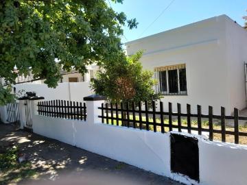 Casa Alquiler 3 ambientes, 1 cochera, 350m2, Robert Kennedy 3730, Malvinas Argentinas | Argenprop