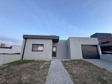 Casa Alquiler 3 ambientes, 252m2, Este, Manzana 45 100, Barrio Rincones de Manantiales, Córdoba | Argenprop