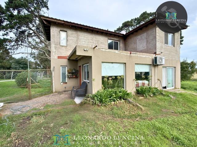 Casa Alquiler 4 ambientes, Oeste, 3 cocheras, 503 1200, Los Acantilados, Buenos Aires | Argenprop