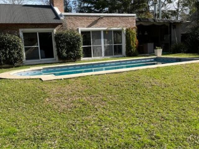 Casa Alquiler 4 ambientes, Calle 131 5978, El Carmencito, Berazategui | Argenprop
