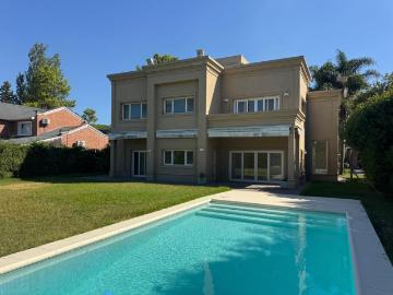Casa Alquiler 4 ambientes 15 años, 290m2, 6 cocheras, Almafuerte 1402, Campos De Alvarez, Buenos Aires | Argenprop