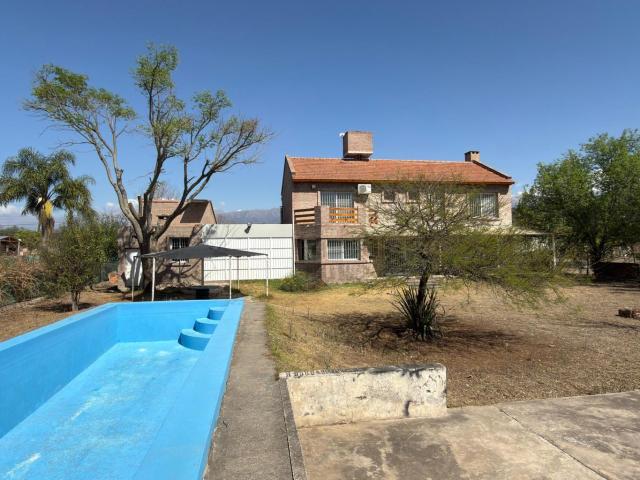 Casa Alquiler 4 ambientes 16 años, Norte, 3 cocheras, San Luis Merced Chica, Zona Centro | Argenprop