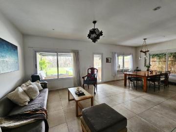 Casa Alquiler 4 ambientes 10 años, Este, 6 cocheras, San Gabriel, Buenos Aires | Argenprop