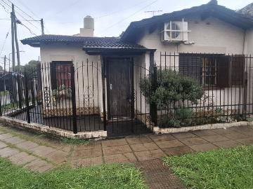 Casa Alquiler 4 ambientes, 1 cochera, 83m2, Rca Eslovenia 2400, Castelar | Argenprop