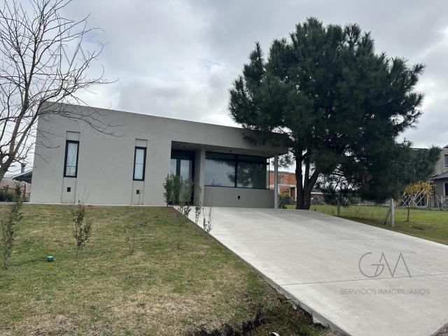 Casa Alquiler 4 ambientes 1 año, 600m2, Avenida Jorge Newbery 5000, Mar del Plata | Argenprop
