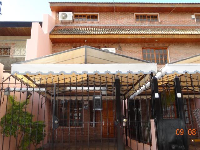 Casa Alquiler 4 ambientes 20 años, 150m2, 1 cochera, Pedernera 1300, Villa Adelina, Buenos Aires | Argenprop