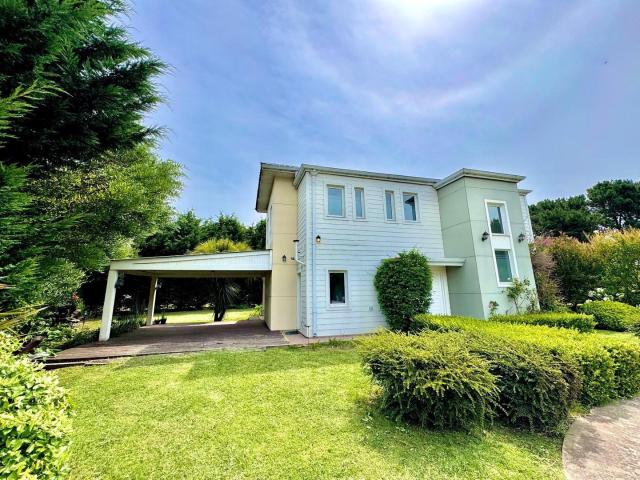 Casa Alquiler 4 ambientes, 210m2, 7 cocheras, Newbery 5000, Rumenco, Buenos Aires | Argenprop