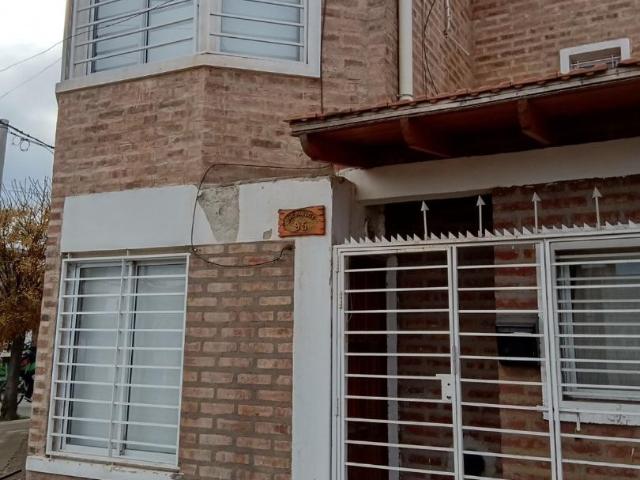 Casa Alquiler 4 ambientes, 80m2, Las Gaviotas 96, Canal V, Neuquén | Argenprop