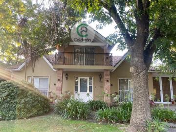 Casa Alquiler 4 ambientes, 900m2, Carola Lorenzini 4901, San Patricio | Argenprop