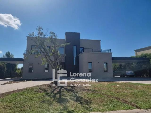Casa Alquiler 5 ambientes a estrenar, Sur, 8 cocheras, Old Man 700, Haras Santa Maria, Buenos Aires | Argenprop