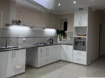 Casa Alquiler 5 ambientes, 211m2, Hipolito Yrigoyen 400, Concordia | Argenprop