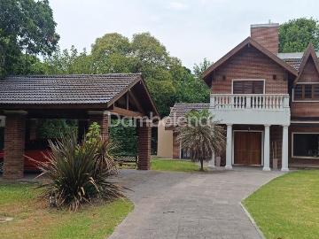 Casa Alquiler 5 ambientes 8 años, 2 cocheras, 342m2, La Zamba 1500, Barrio Parque Leloir, Buenos Aires | Argenprop