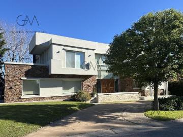 Casa Alquiler 6 ambientes a estrenar, 900m2, Arenas del Sur, Buenos Aires | Argenprop