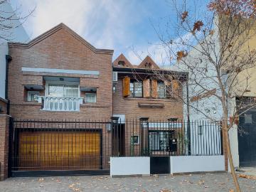 Casa Alquiler 6 ambientes 20 años, 2 cocheras, 352m2, Condarco 3800, Agronomia | Argenprop