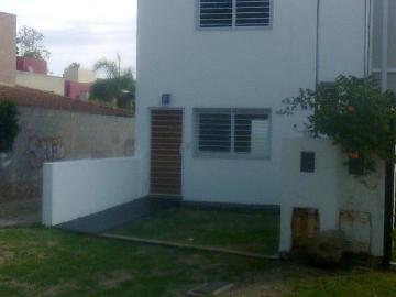 Casa Alquiler 8 años 3 ambientes, 1 cochera, 85m2, Alberto Nicasio 7100, Arguello | Argenprop