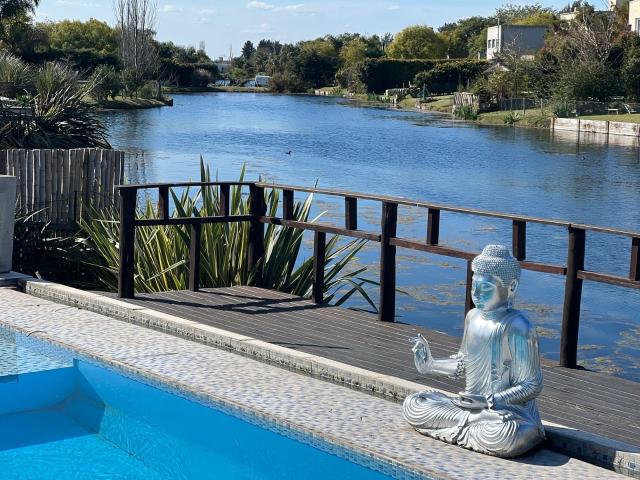 Casa Alquiler 8 años 5 ambientes, con balcón, 2 cocheras, Tigre | Argenprop