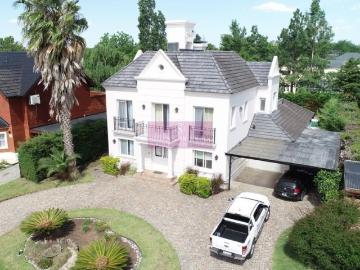 Casa Alquiler 9 años 6 ambientes, 4 cocheras, 350m2, Septiembre 0, Septiembre, Escobar | Argenprop