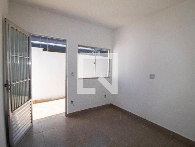 Casa, Alto dos Pinheiros, 1 Quarto, 32 m2 Belo Horizonte
