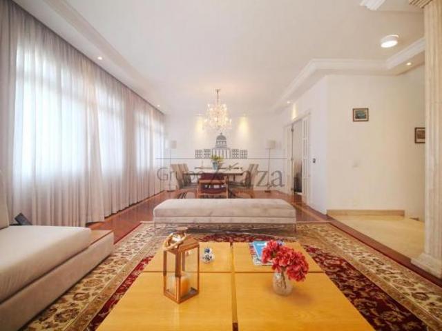 Casa Alto da Lapa 5 Dormitorios 596m²