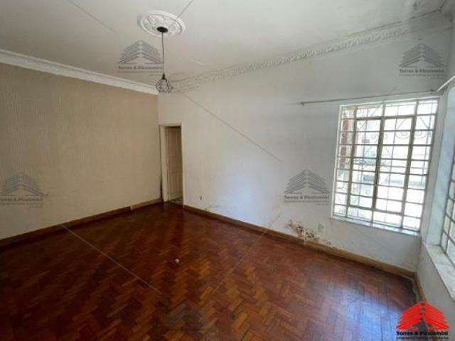 CASA ALTO DA MOOCA TERRENO 7 X 20 140m² ÁREA CONSTRUÍDA 196 METROS 4 DORMITÓRIOS 2 BANHEIR