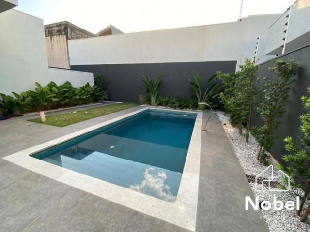 Casa alto padrão à venda em Cianorte Pr